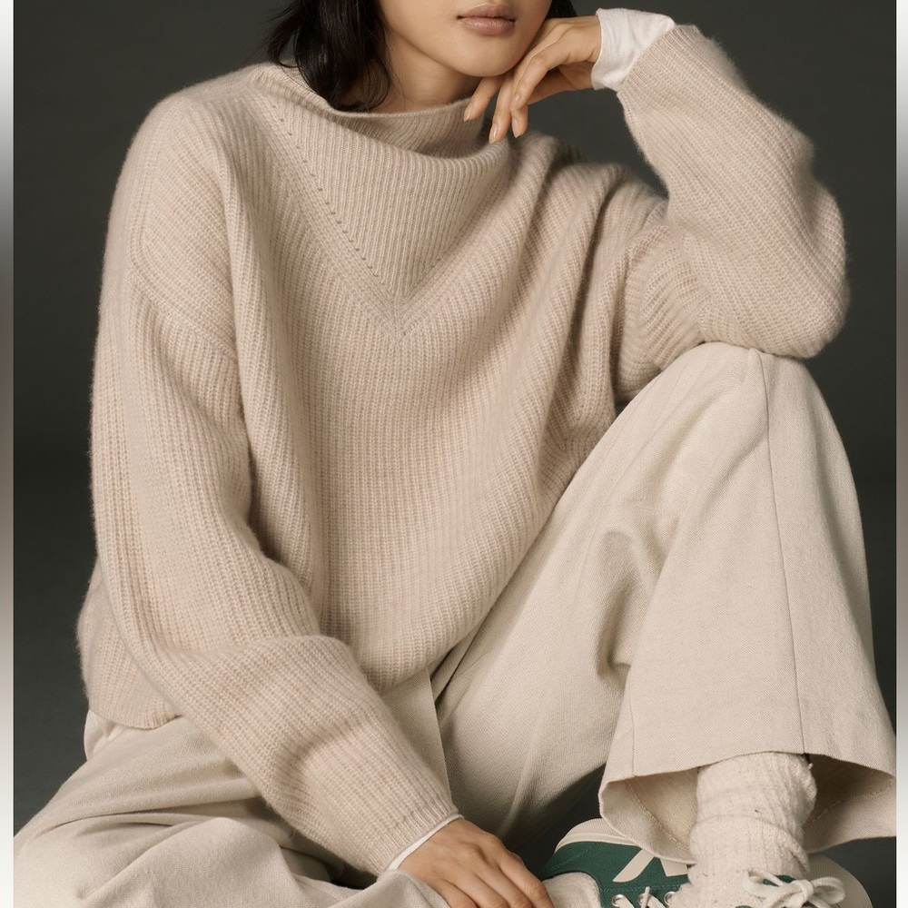 NWT The Enza Oversized Ribbed Cashmere Sweater size small